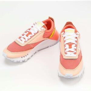 NIB| NWT Rebook classic legacy sneakers size 6